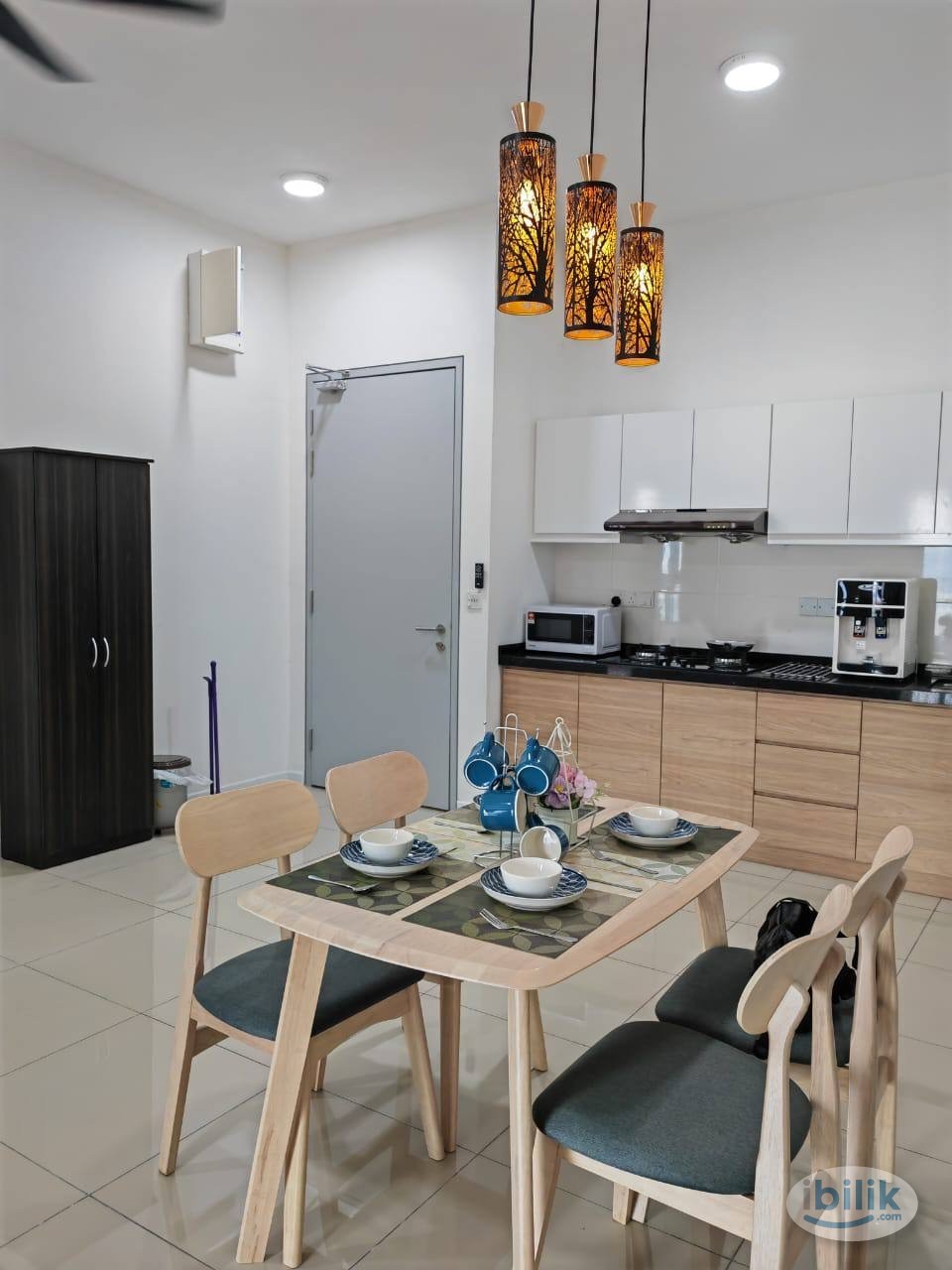 Middle Room at Rumbia Residence @ ARI Permaisuri, Bandar Sri Permaisuri - Image 4