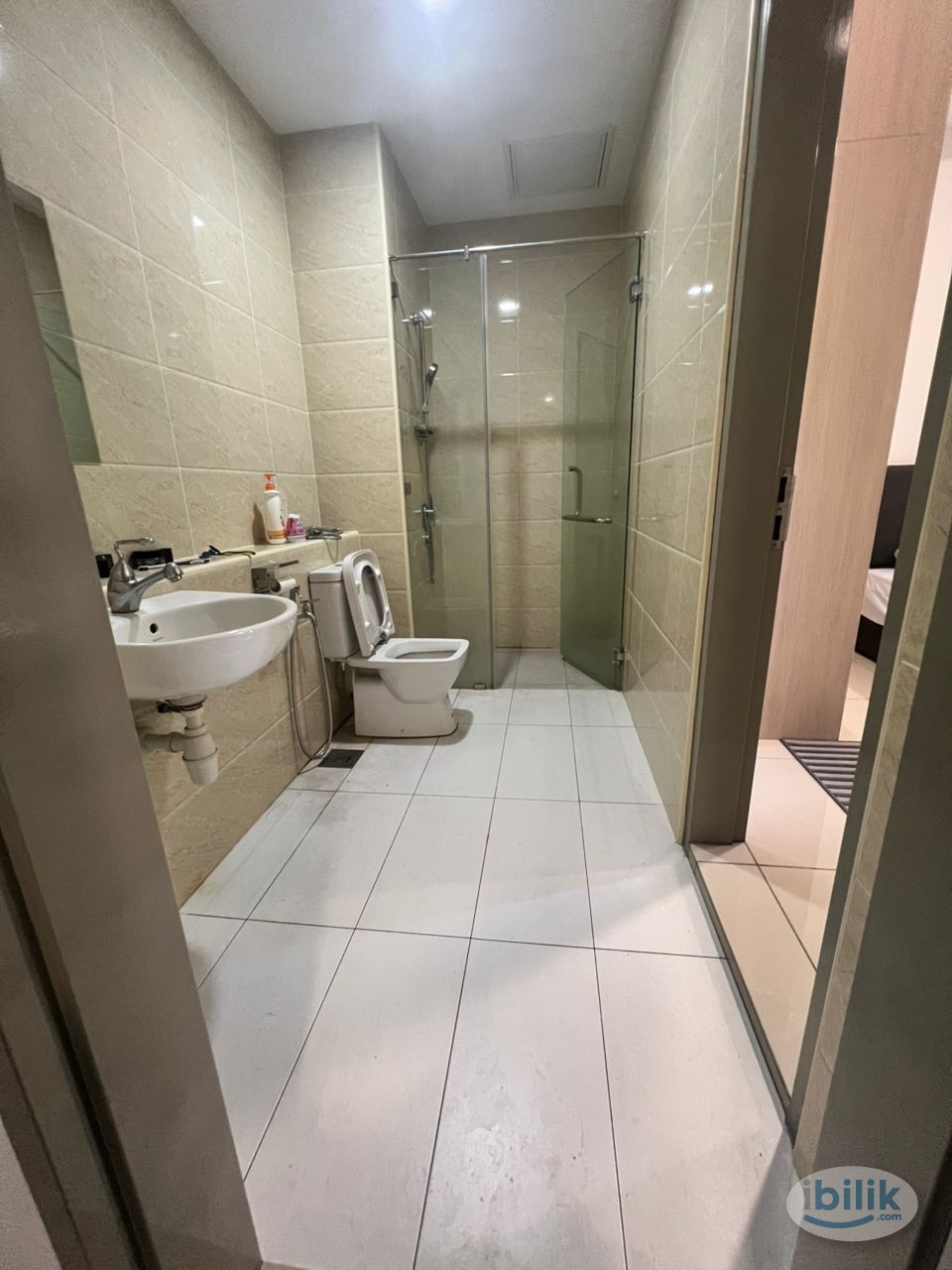 Master Room at One Residences, Sungai Besi - Image 4