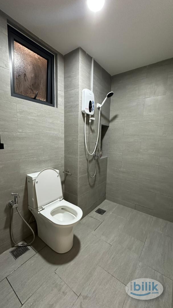 DIVO RESIDENCE MIDDLE ROOM - Image 3