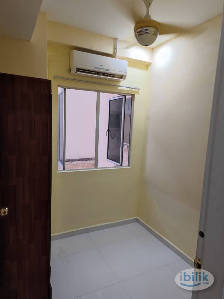 Single Room at Pandan Mewah Heights, Pandan - Image 1