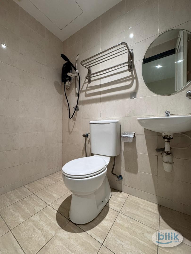 ‼️ ZERO DEPOSIT ‼️ 🏡 Hotel Style Master Room 🏡 🚇 MRT NEARBY 🚇 - Image 3