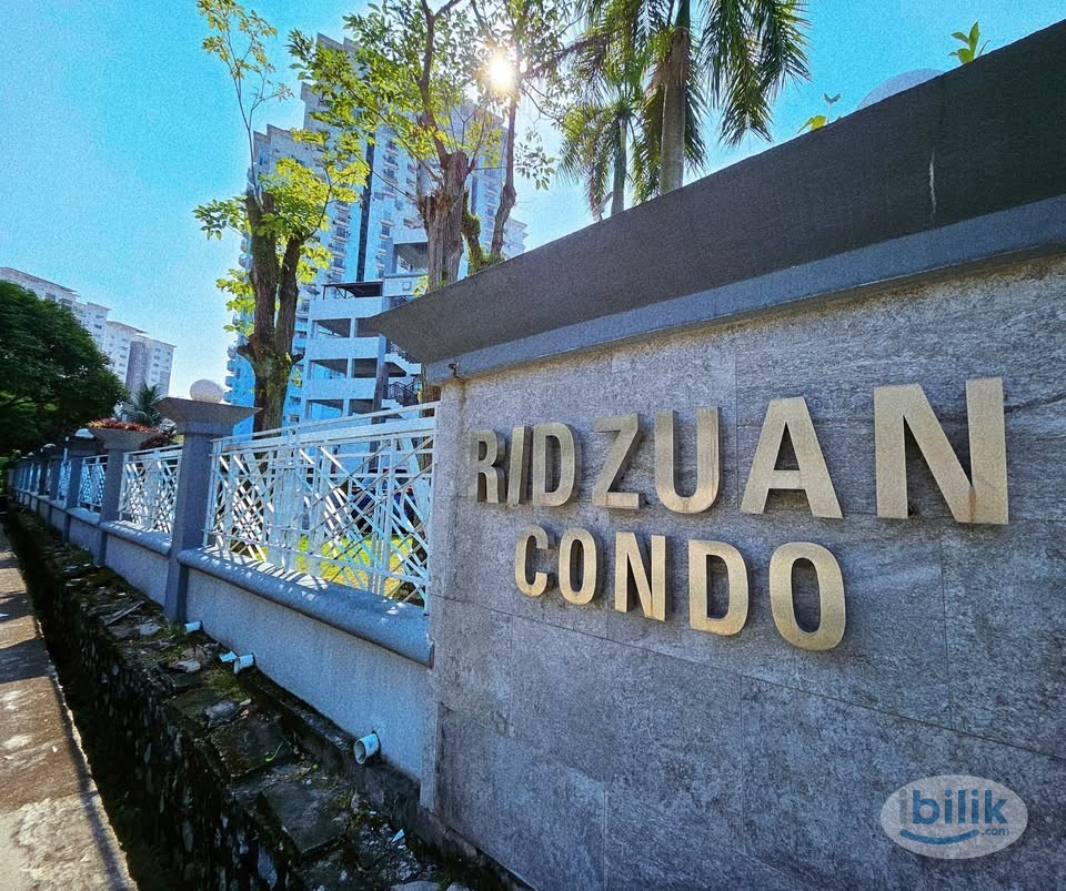 "Zero Deposit" Middle Room at Ridzuan Condominium - Image 4