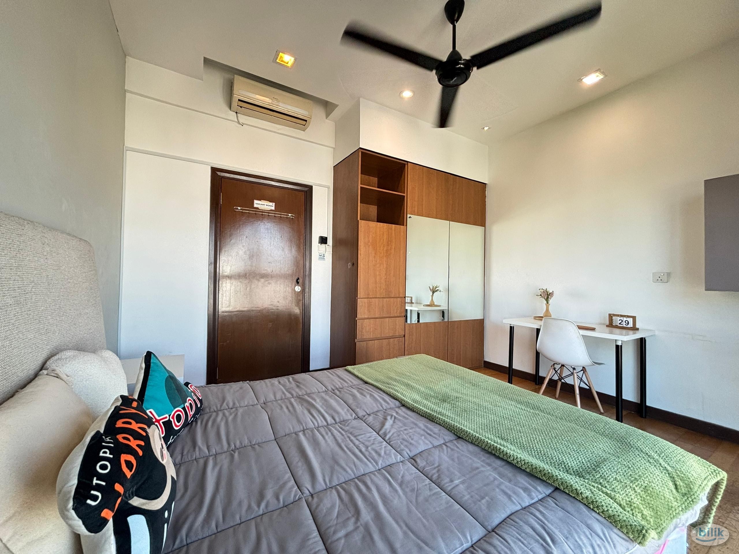Zero Deposit Medium Large Room at Regalia, Putra - Image 1