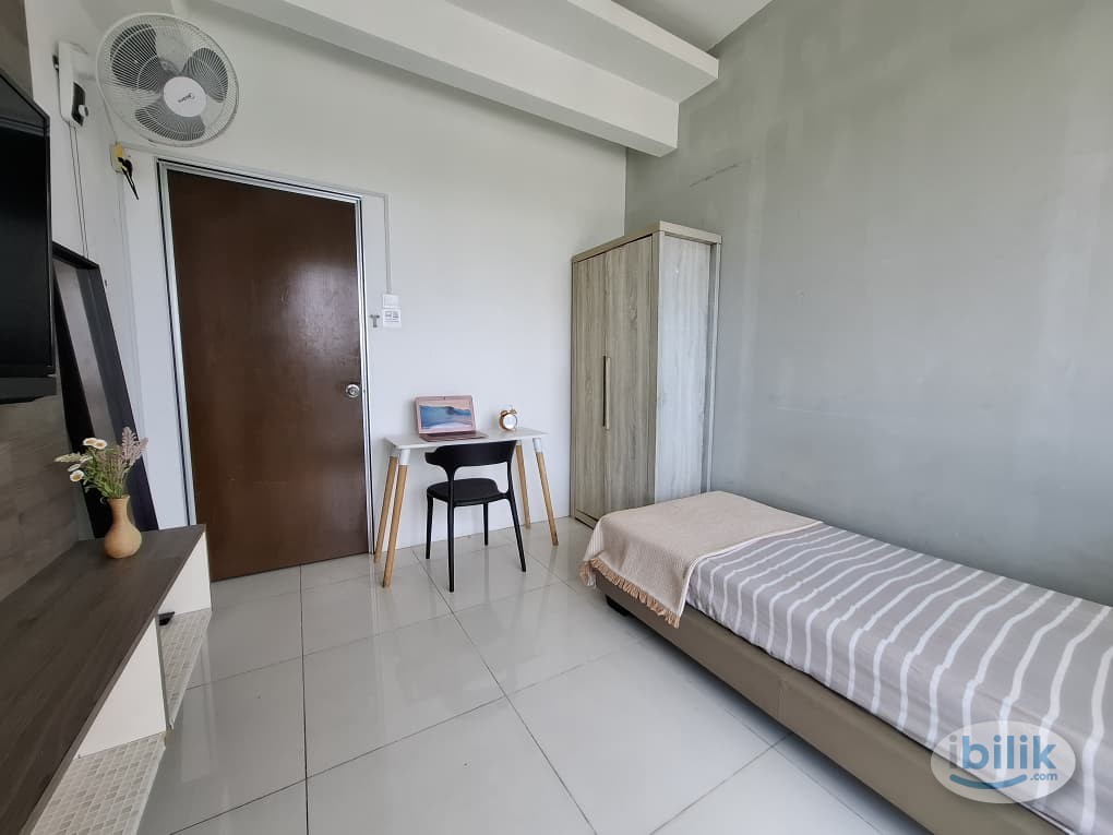 Zero Deposit Super Single Medium Size Room at Regalia, Putra - Image 1