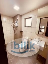 Master Room at Damansara Perdana, Petaling Jaya - Image 3