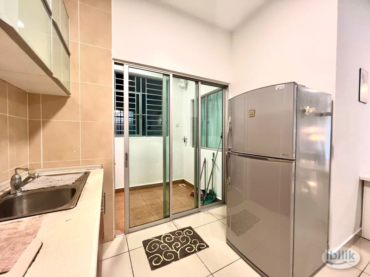 Female Medium Room Fully Furniture CONDO @ OUG PARKLANE, OLD KLANG ROAD, KL - Image 4