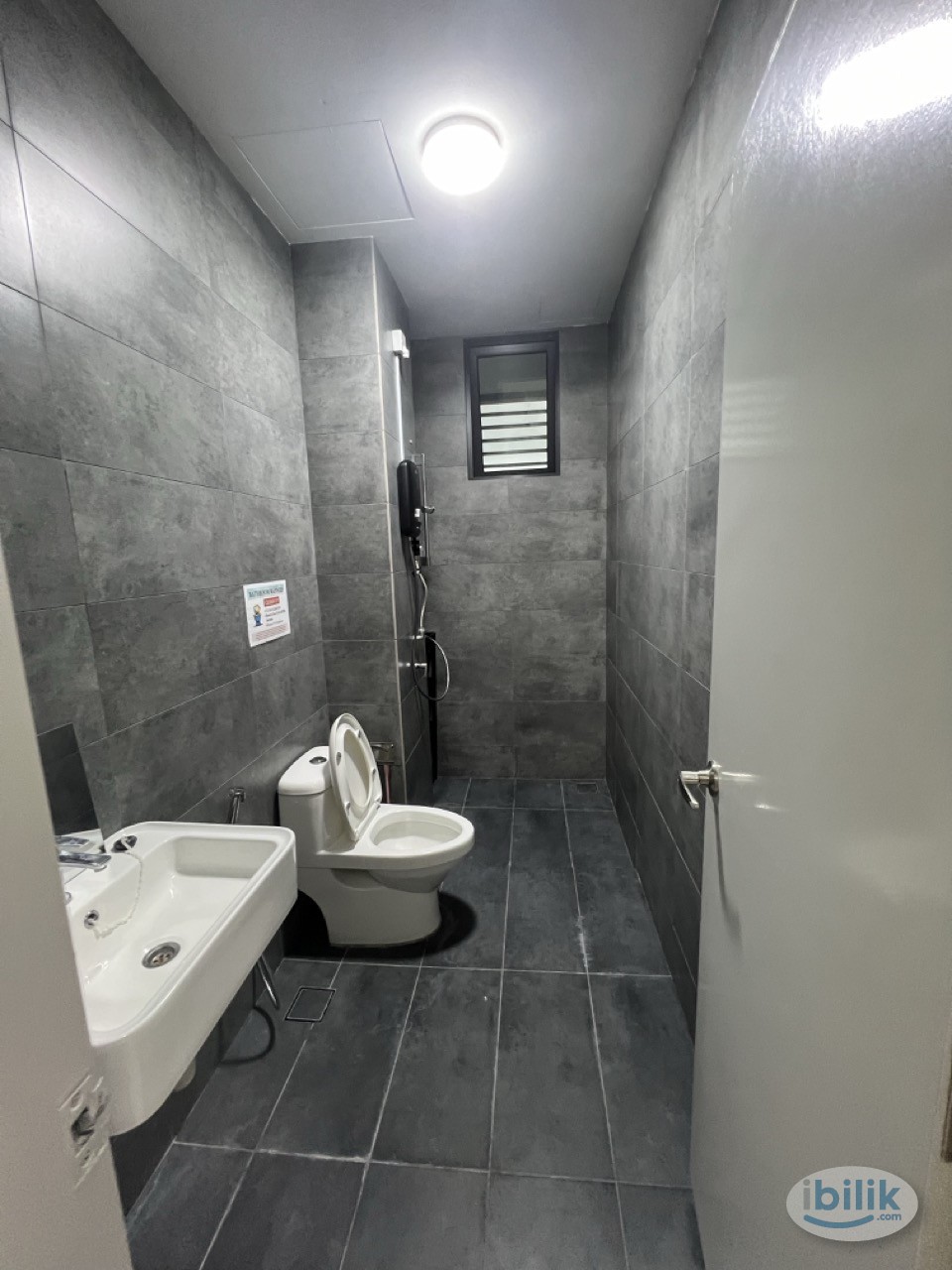 Cozy Single Room For Rent in Verando Residence, Petaling Jaya - Image 4