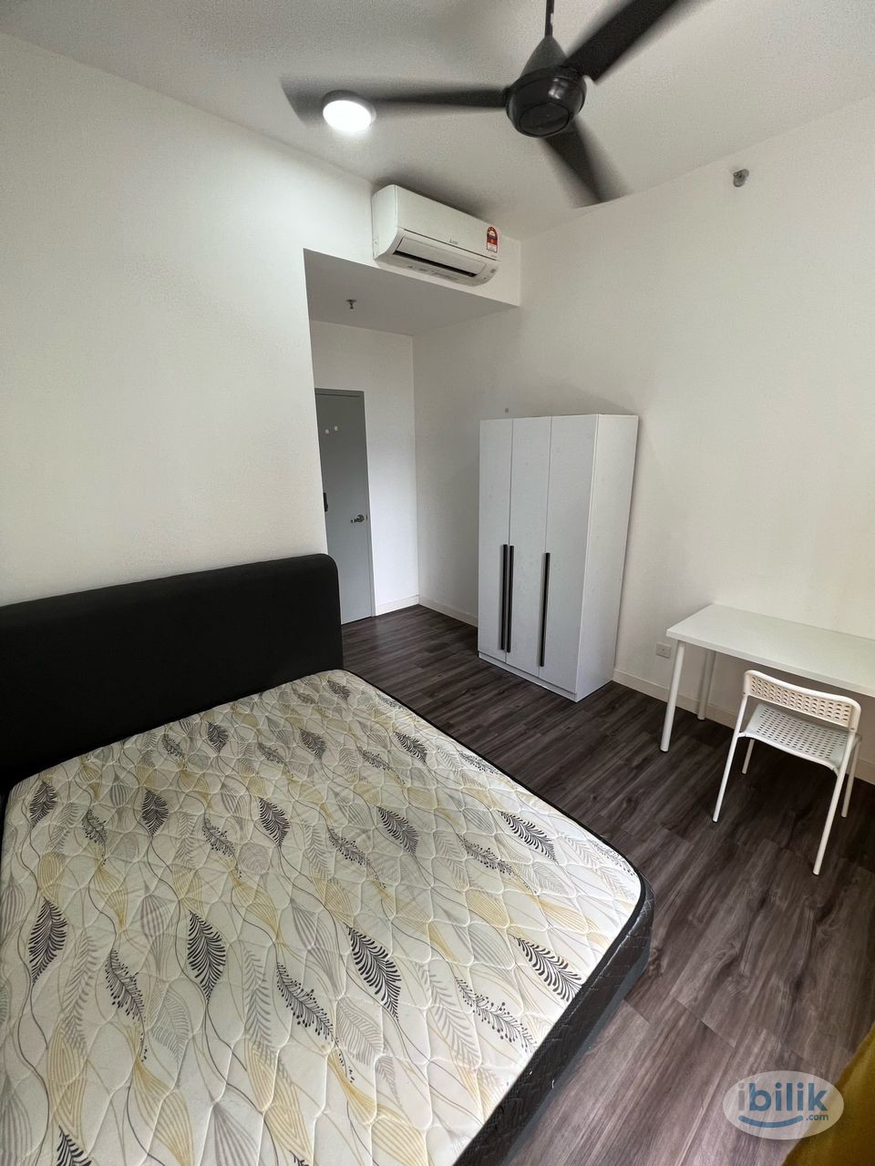 Cozy Middle Room For Rent in Urbano Utropolis - Image 2