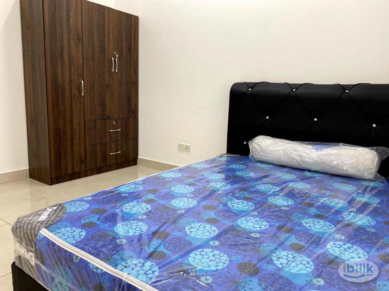 Master Room at Zenith Residences, Kelana Jaya - Image 3