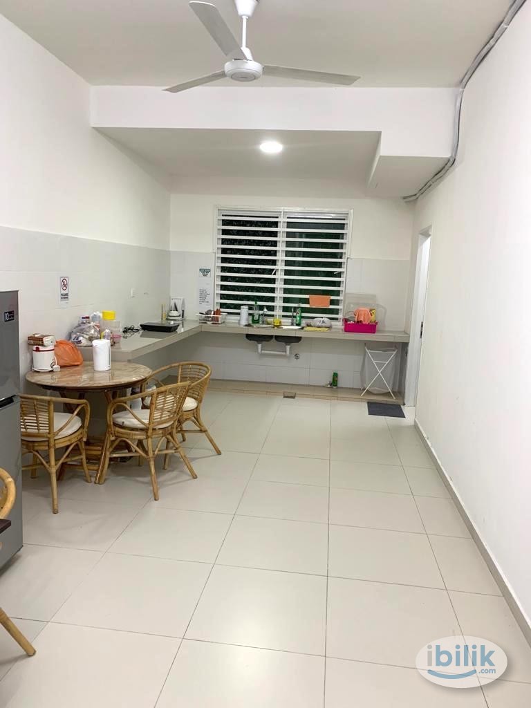 Premium Single Room at Bandar Sri Sendayan, Sendayan - Image 3
