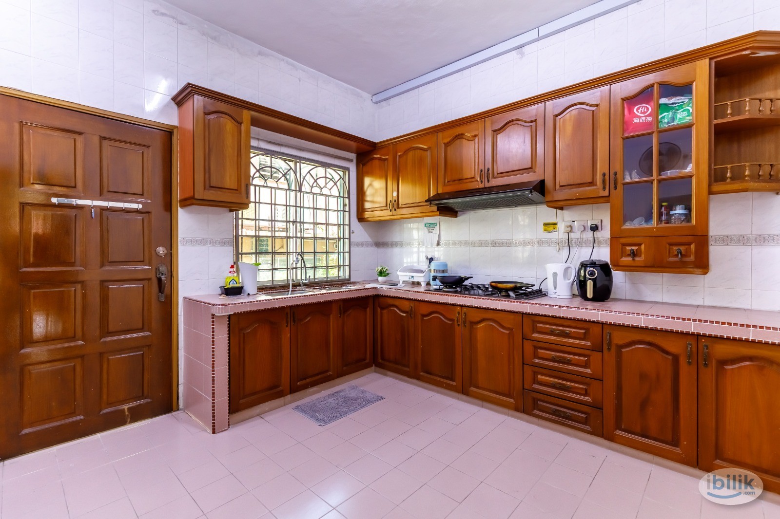 Premium Middle Room at Pusat Bandar Puchong, Puchong - Image 3
