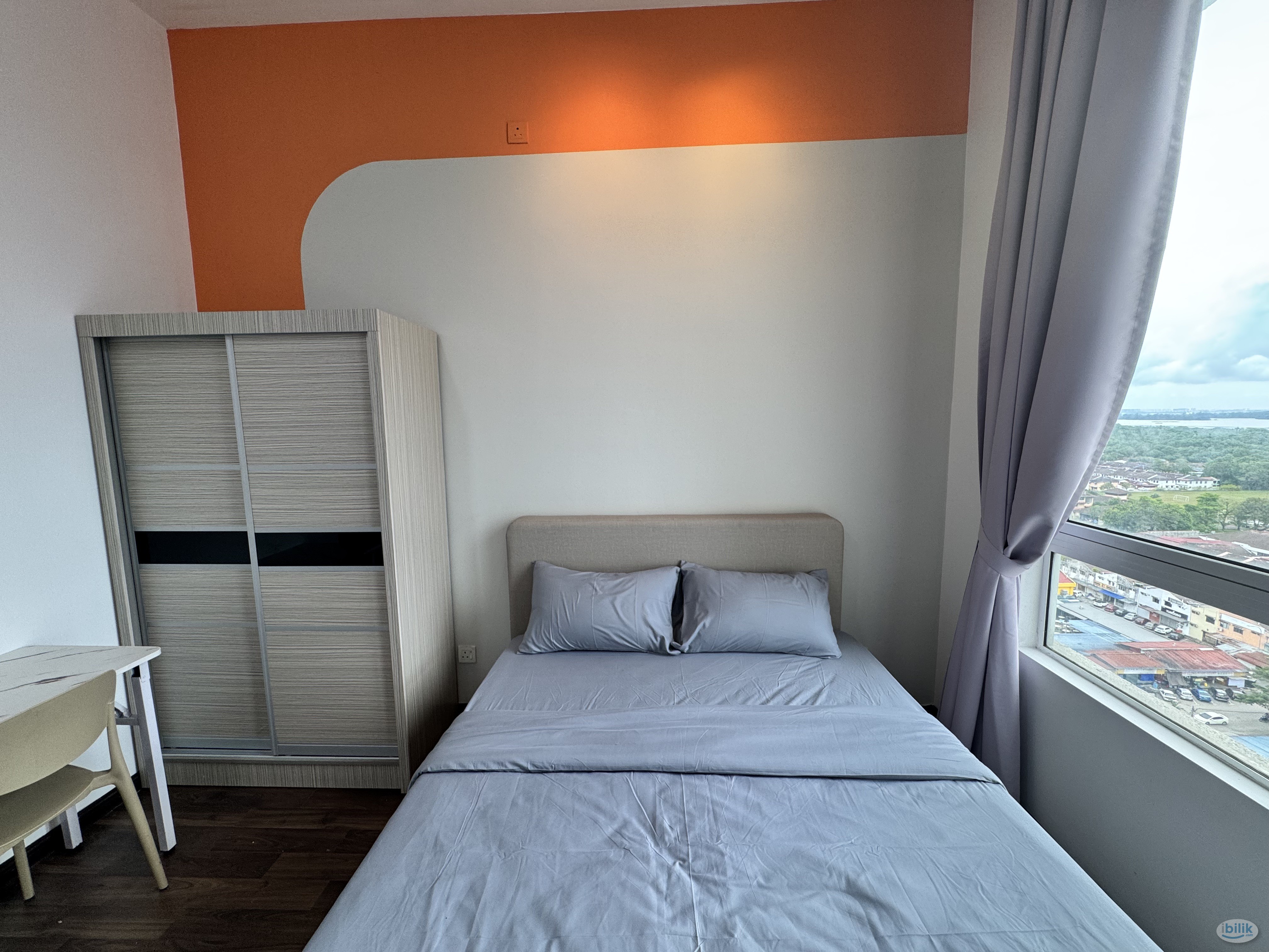 JB D'carlton Seaview @ Masai Master Bedroom With Private Bathroom - Image 1