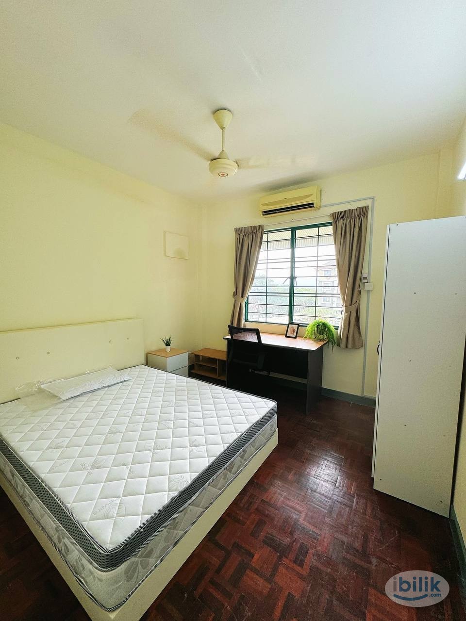 Master Room at SD Apartments, Bandar Sri Damansara - Image 1