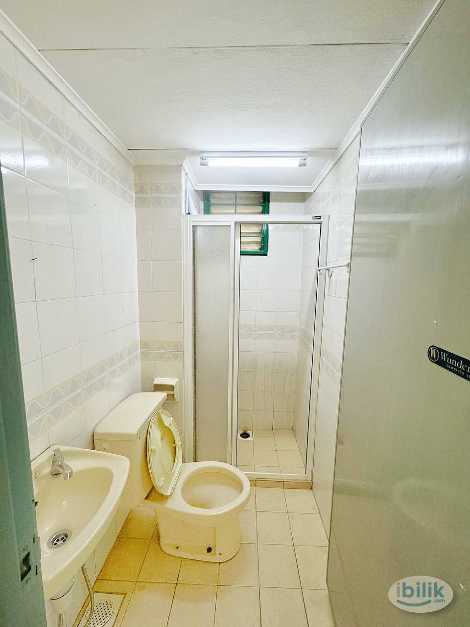 Master Room at SD Apartments, Bandar Sri Damansara - Image 2
