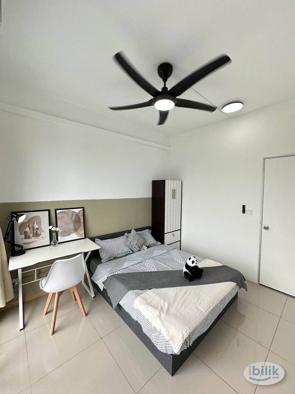 Middle Room With balcony view, Old Klang Road - Image 2