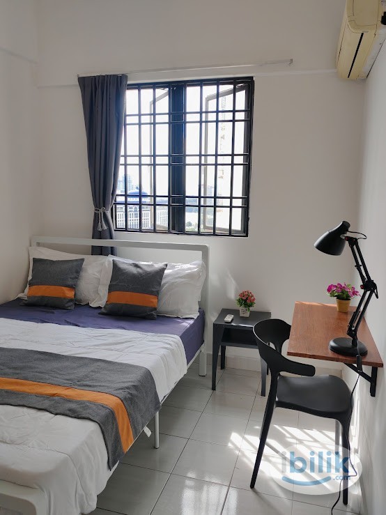 Middle Room at Serdang Skyvillas, Seri Kembangan - Image 1