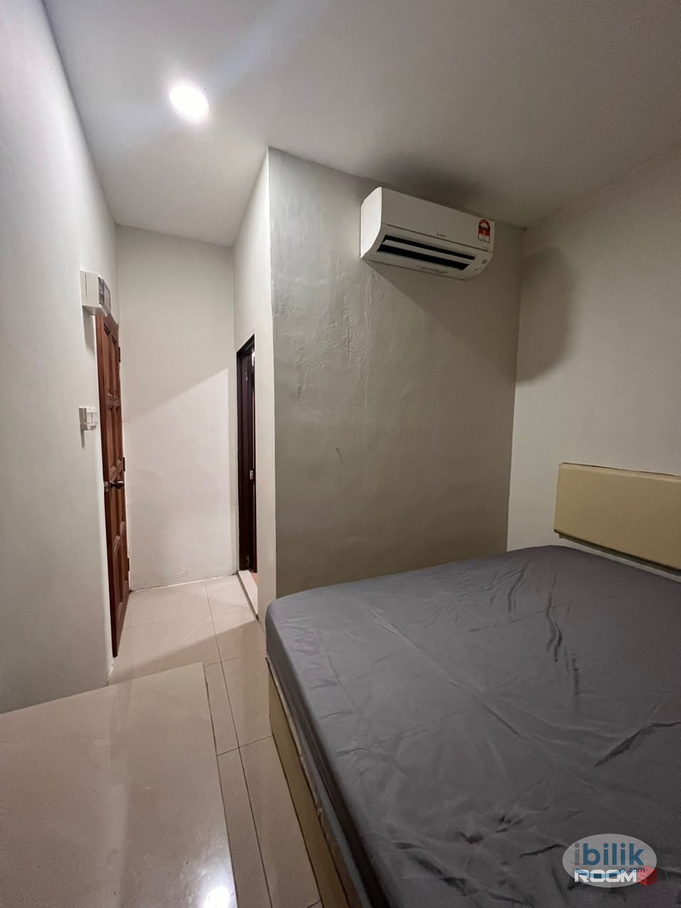 Location: Swing & Pillows - Harimau 【Opposite Holiday Plaza, Near To KSL Hotel & Shopping Mall】  📍Super Strategic Locati - Image 2