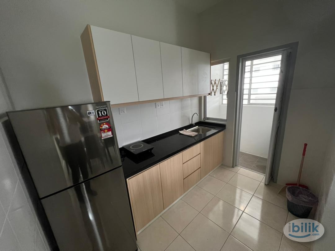 Master Room (Platinum OUG) Fully Furnished Near to LRT Station - Image 2