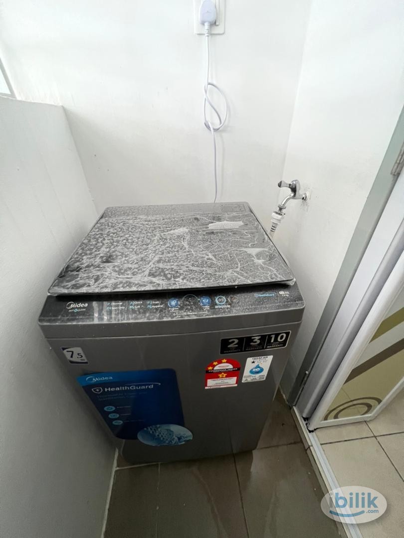 Master Room (Platinum OUG) Fully Furnished Near to LRT Station - Image 3