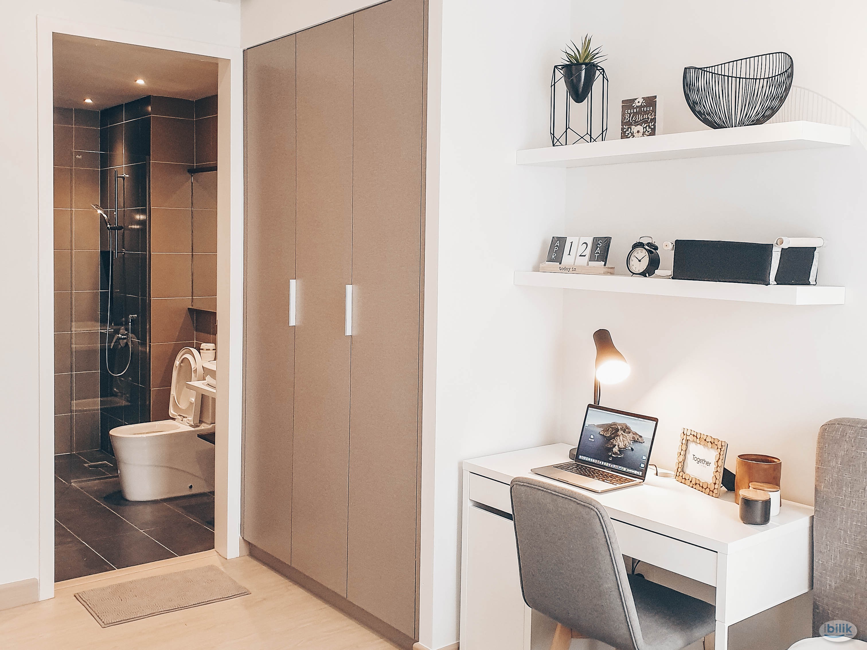 Master Room at Nidoz Residences, Desa Petaling - Image 2