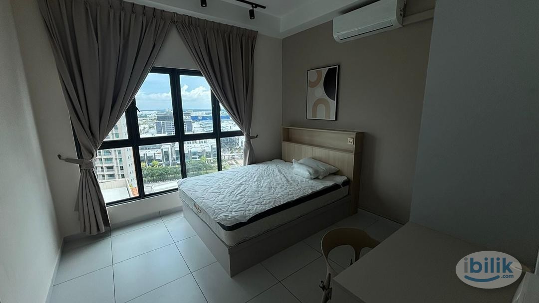 🔑 FULLY FURNISHED, HIGH SPEED WIFI ! Middle bedroom in Batu Kawan - Image 1