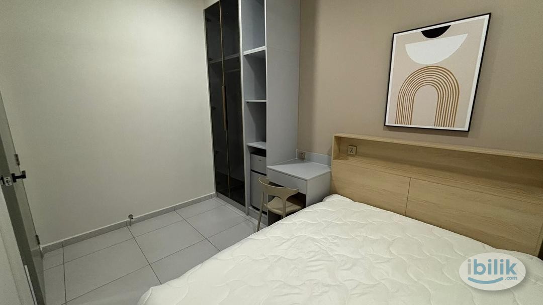 🔑FULLY FURNISHED, HIGH SPEED WIFI Queen bedroom in Batu Kawan - Image 2