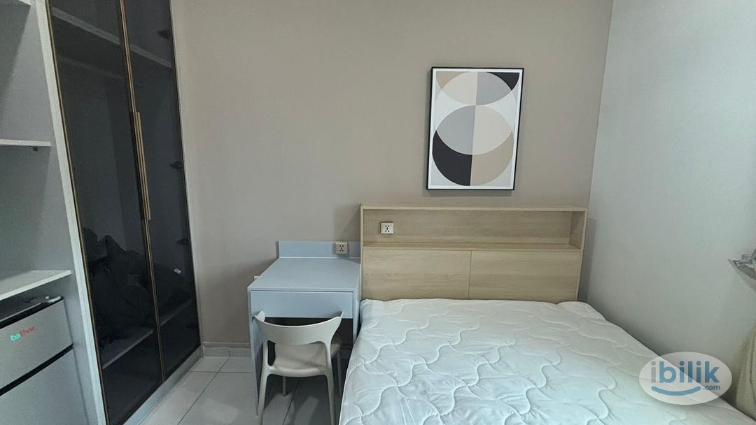 🔑 FULLY FURNISHED, HIGH SPEED WIFI Basic Queen Common in Batu Kawan - Image 3