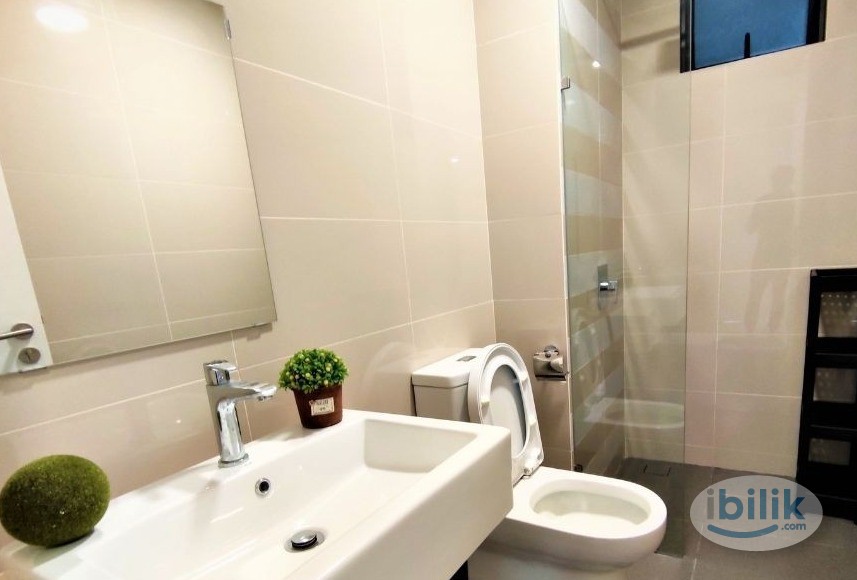 Middle Room at United Point Residence, Kepong - Image 2