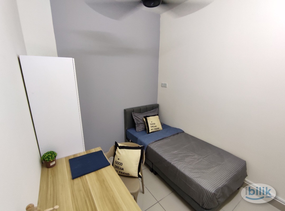 Master Room at Platinum Lake PV21, Setapak - Image 3