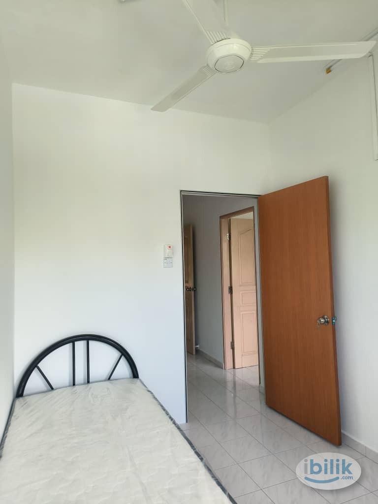 Middle Room at Mon Bisca Apartment, Masai - Image 2