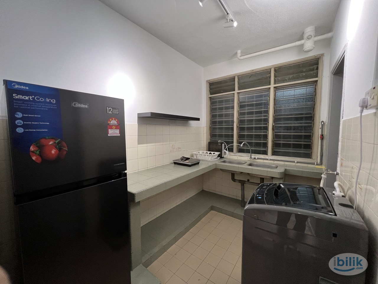 ,Master Room Female Unit - Good Year Court 1 - Right infront LRT/ BRT USJ 7 - Image 4