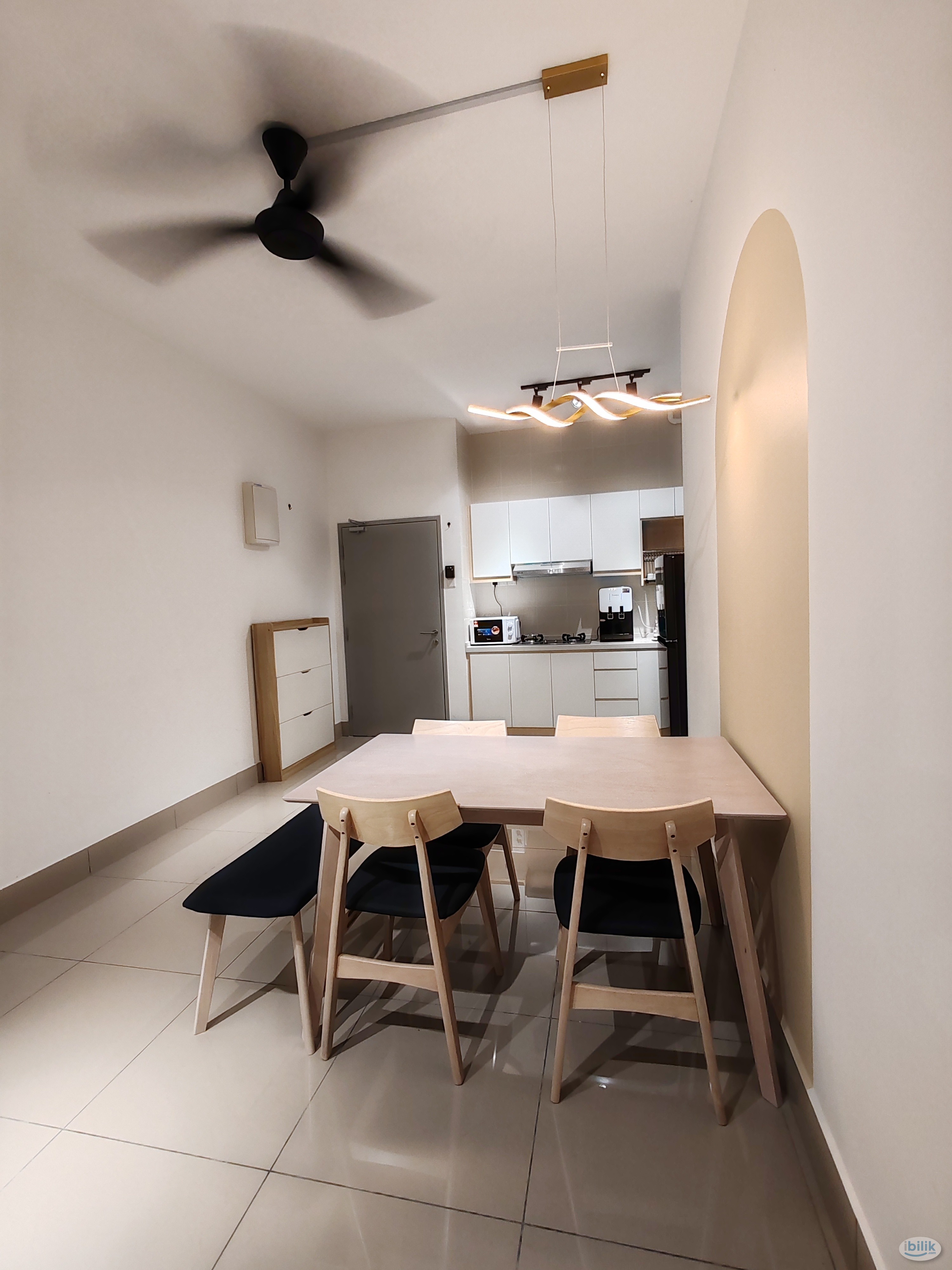 Middle Room at Millerz Square, Old Klang Road - Image 2