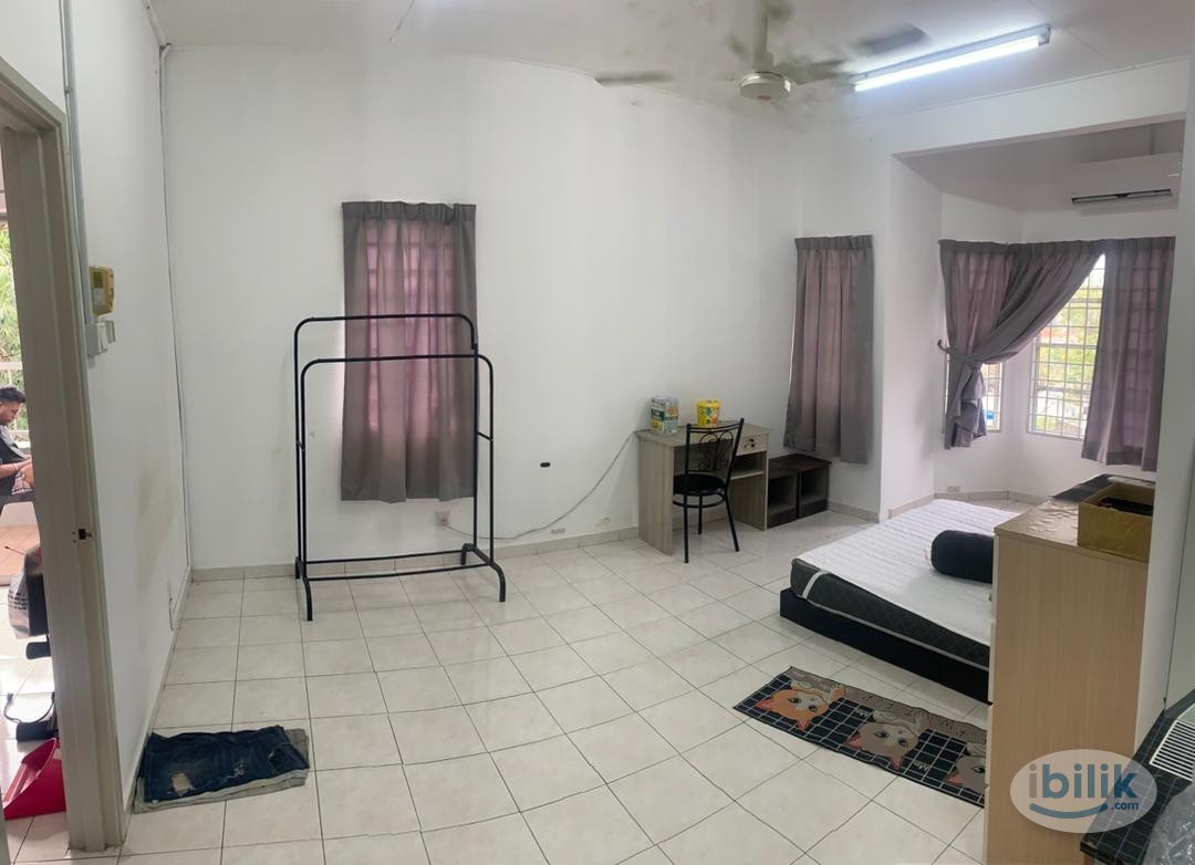 Master Room for RENT - Image 2