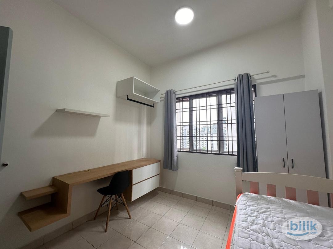 Middle Room at Kelana Mahkota, Kelana Jaya - Image 2