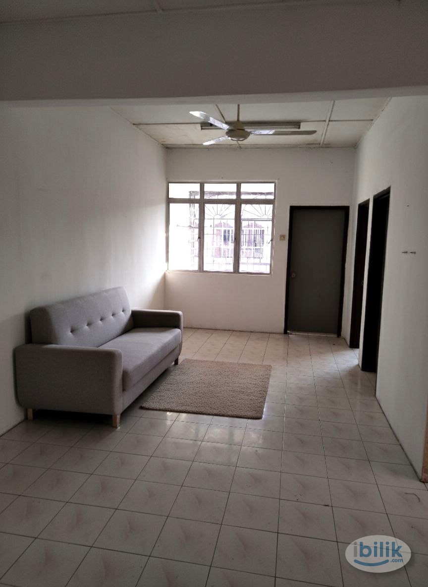 Bilik sewa lelaki di Hentian Kajang. Murah. Bas RM1 ke UKM, KPTM, MRT - Image 2