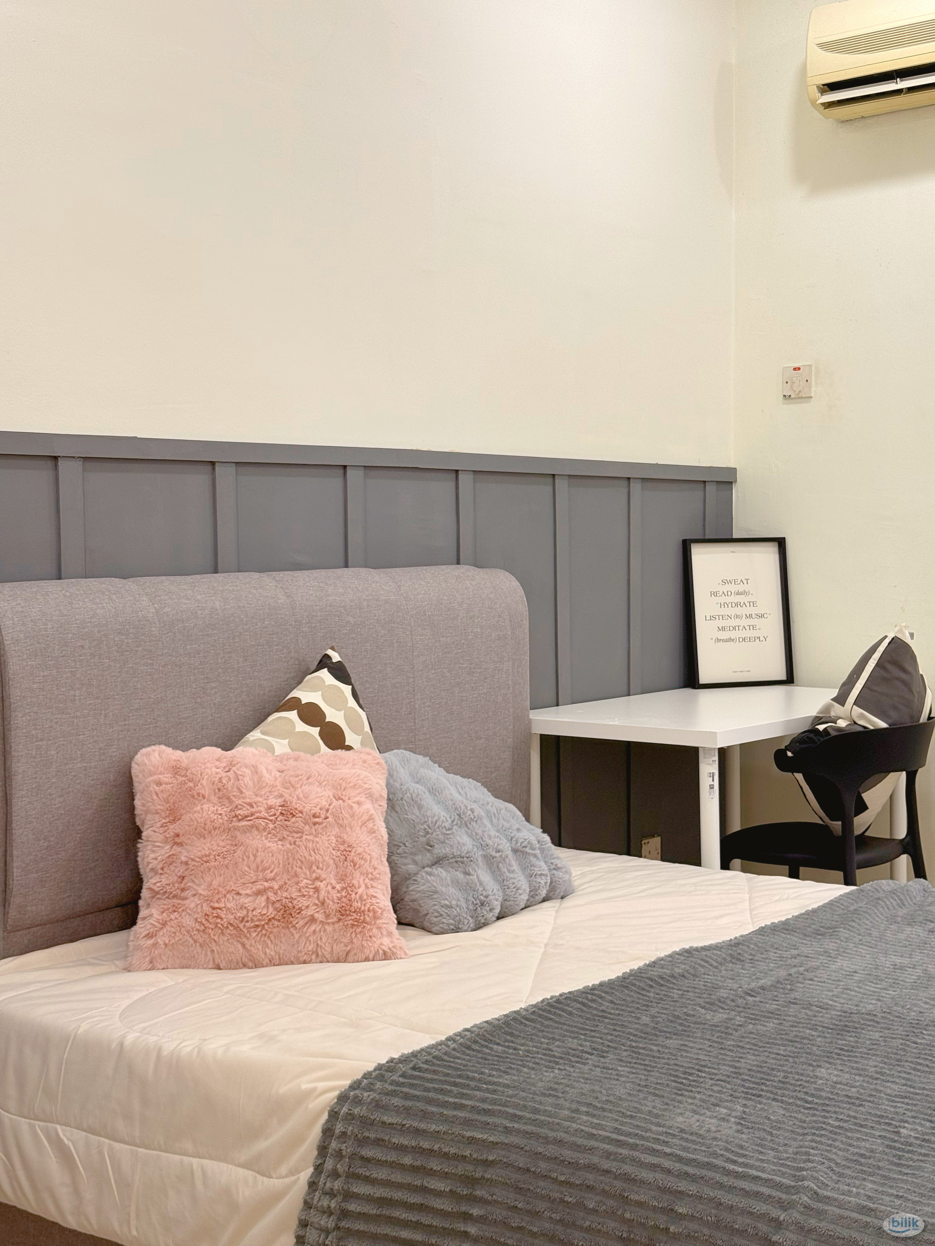 🌿 Quiet & Clean Muslim Male Unit | Original Middle Room - Image 2