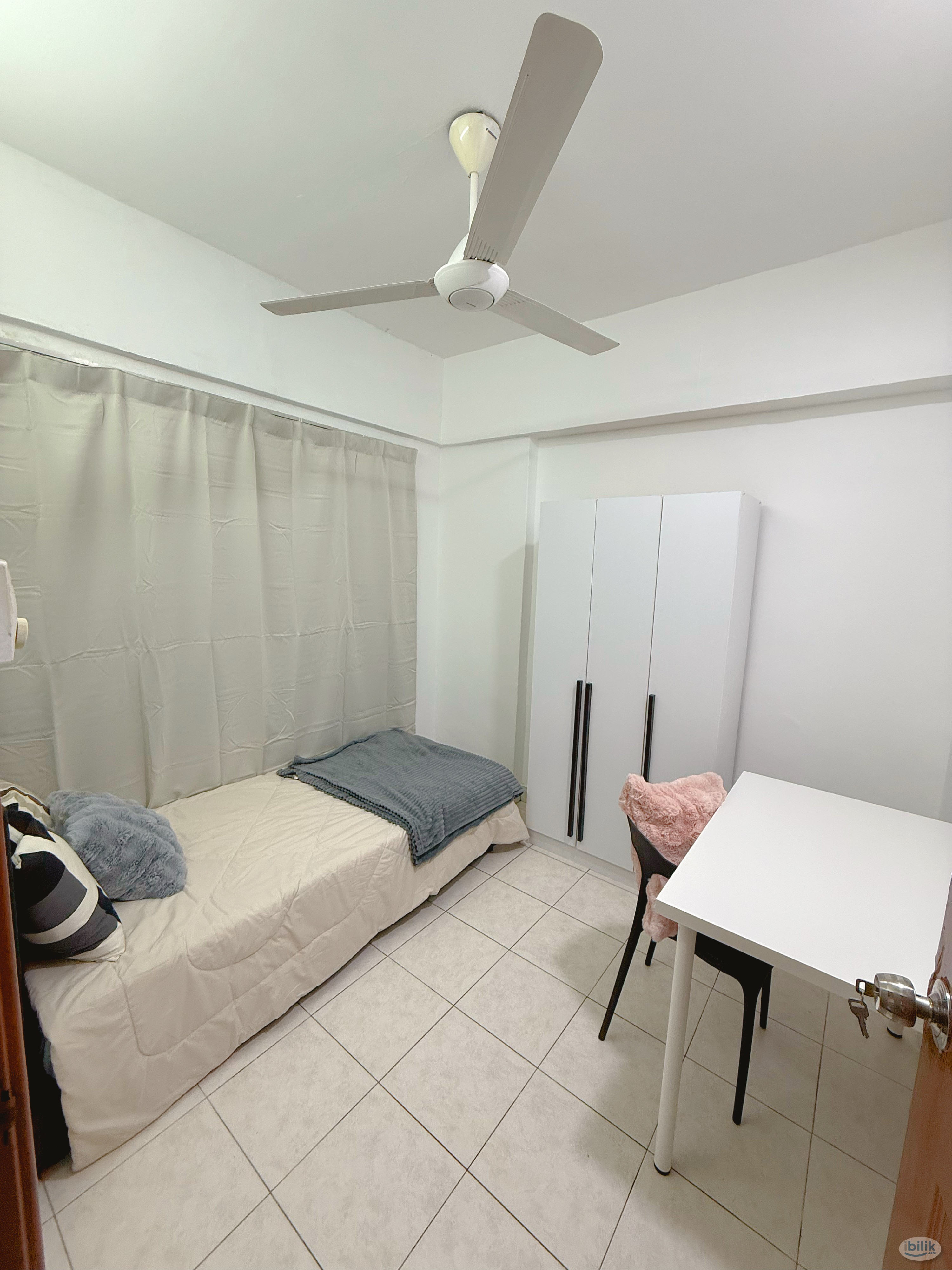 💼 Muslim Male Ori Single Room for Working Adults | Pelangi Damansara | Free Utilities - Image 1