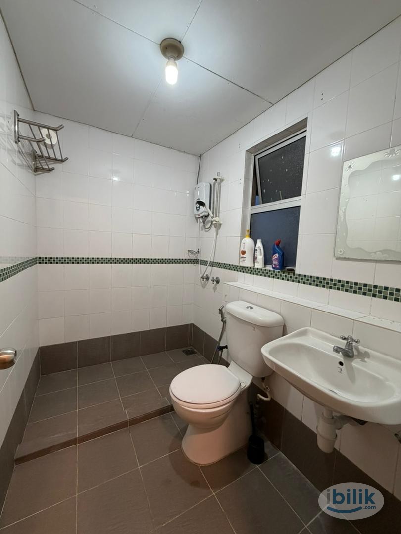 Seri Maya Condominiums_R1 Master Room_Female_Near LRT - Image 3