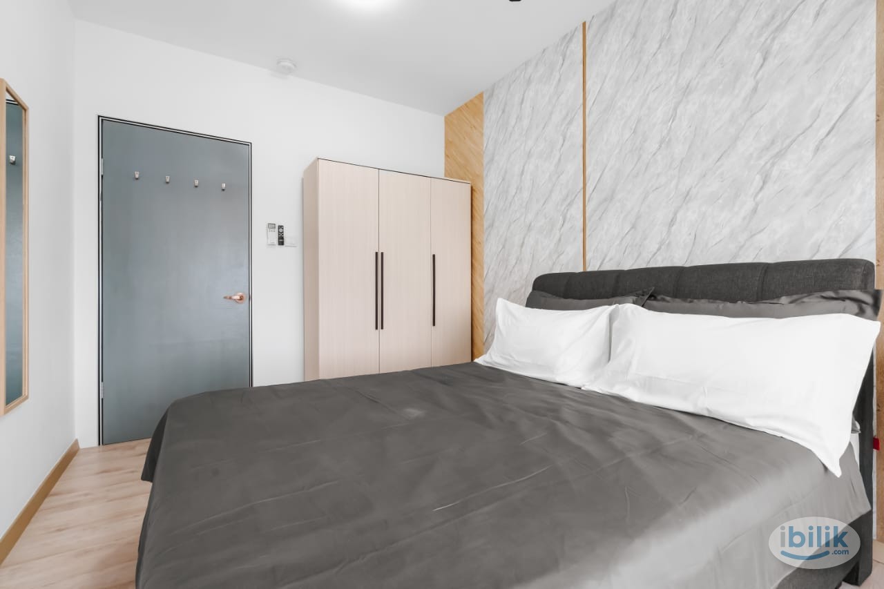 Middle Room at Emporis, Kota Damansara - Image 2