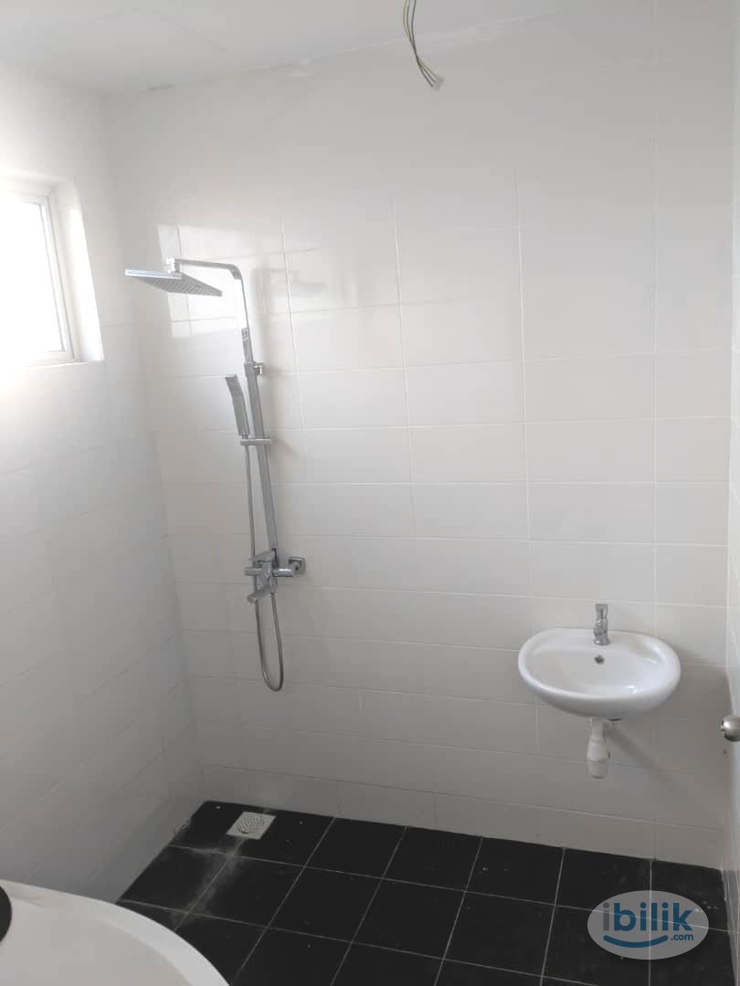 Single Room at Suria Court, Bandar Mahkota Cheras - Image 3