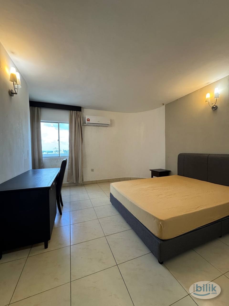 🚀 Move in Today! Suria City Hotel – Prime Location Near CIQ/JBCC/KOMTAR! 🏃‍♂️ Comfortable rooms, FREE WiFi & ZERO depo - Image 3