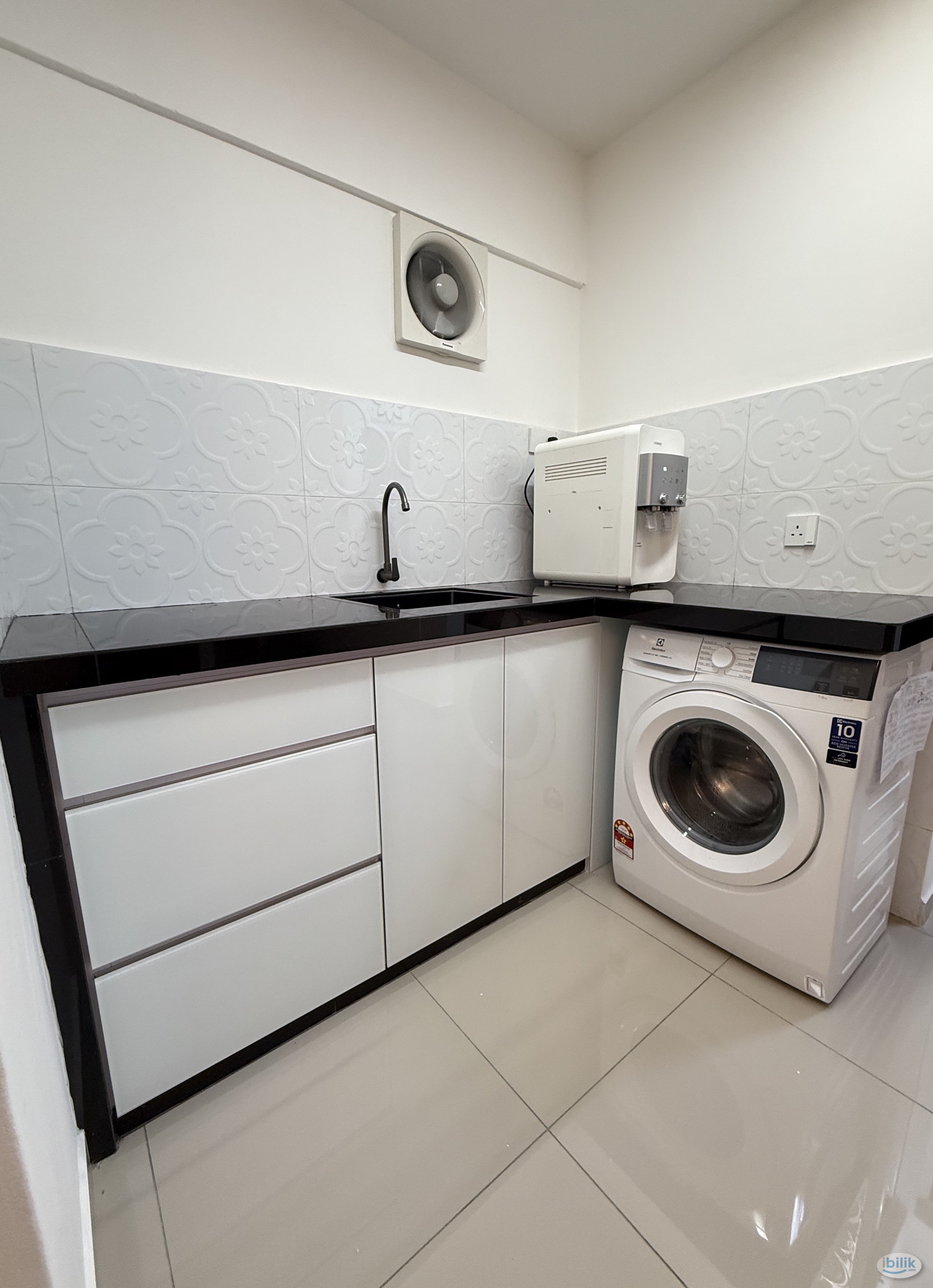 FEMALE Room at Desa Pinang 2 - Image 4
