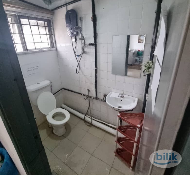 ‼️🤩 FEMALE UNIT NEAR LRT IOI PUCHONG‼️🤩 MOVE IN IMMEDIATELY WITH ZERO DEPO 😱 - Image 2