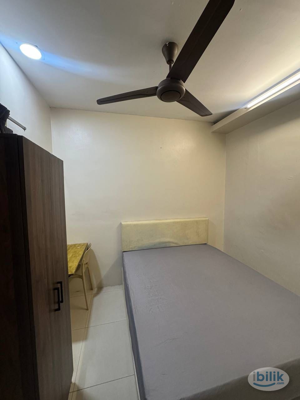 🚶‍♂️Walk to KSL/Holiday plaza | 🇸🇬10 Min to CIQ, Midvalley Southkey🛍️ -Master bedroom with private toilet attached😍 - Image 1