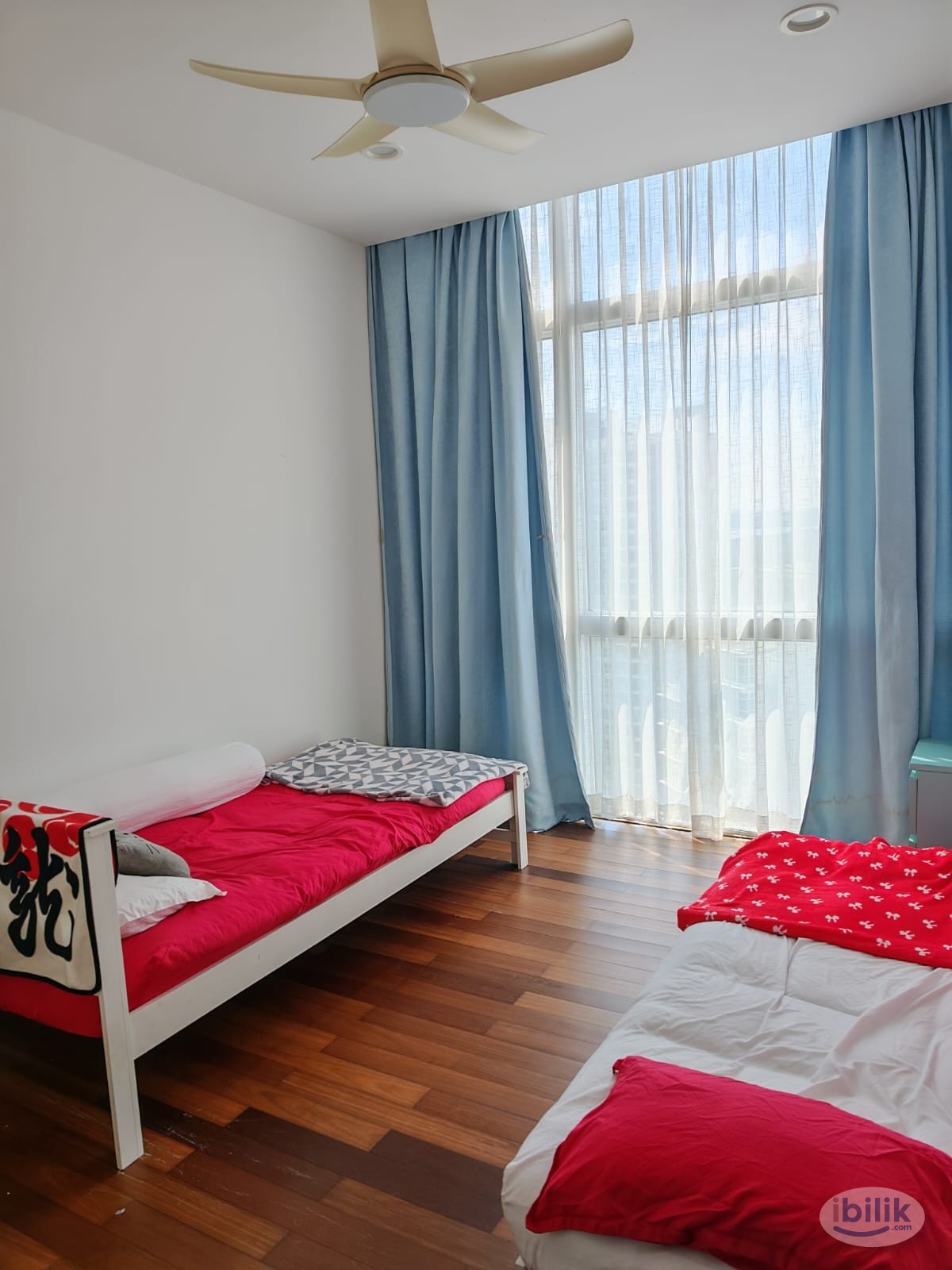 Fully furnished plus living room usage - Image 1