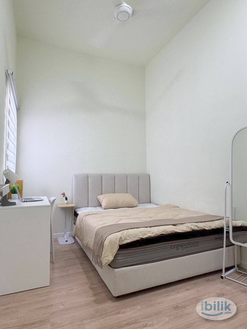 💞SEKSYEN 13, DIAN RESIDENCY, NEW CONDO Medium Room📍Fully Furnish NEW 10” Mattress Aircond Wardrobe Table Chair - Image 5