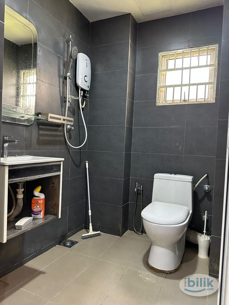 Master Room at Seri Puri, Kepong - Image 3