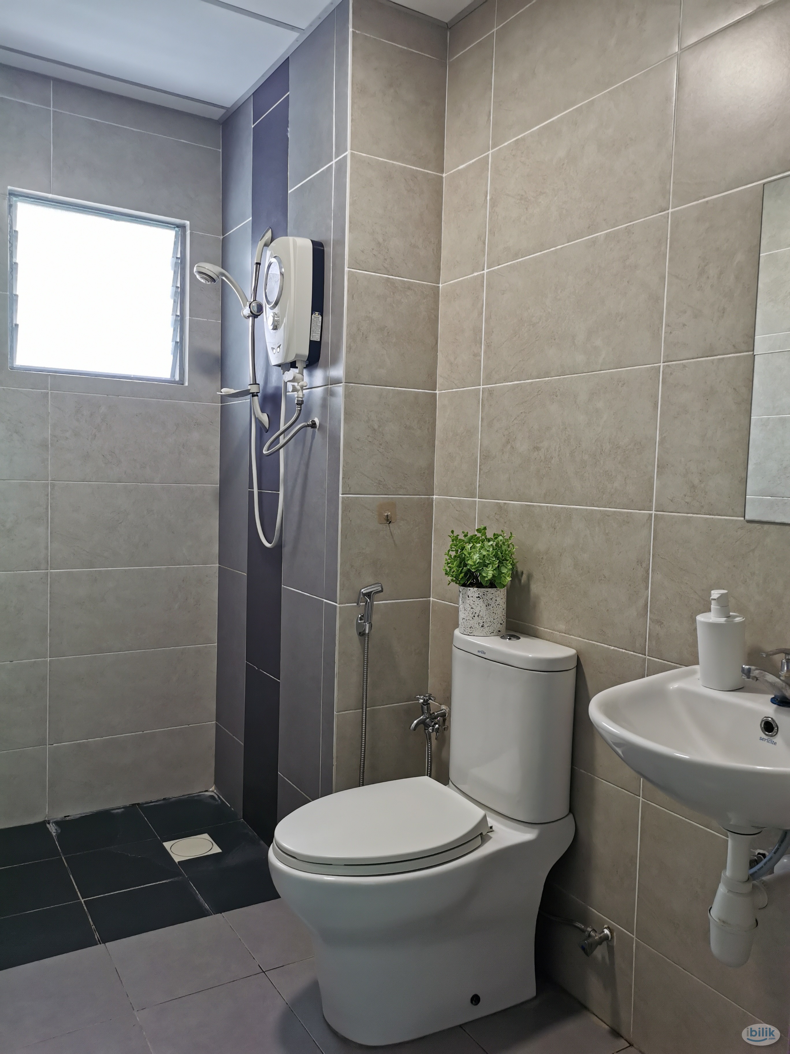 [female unit] Single Room at Kiara Residence 2, Bukit Jalil [near LRT] - Image 5