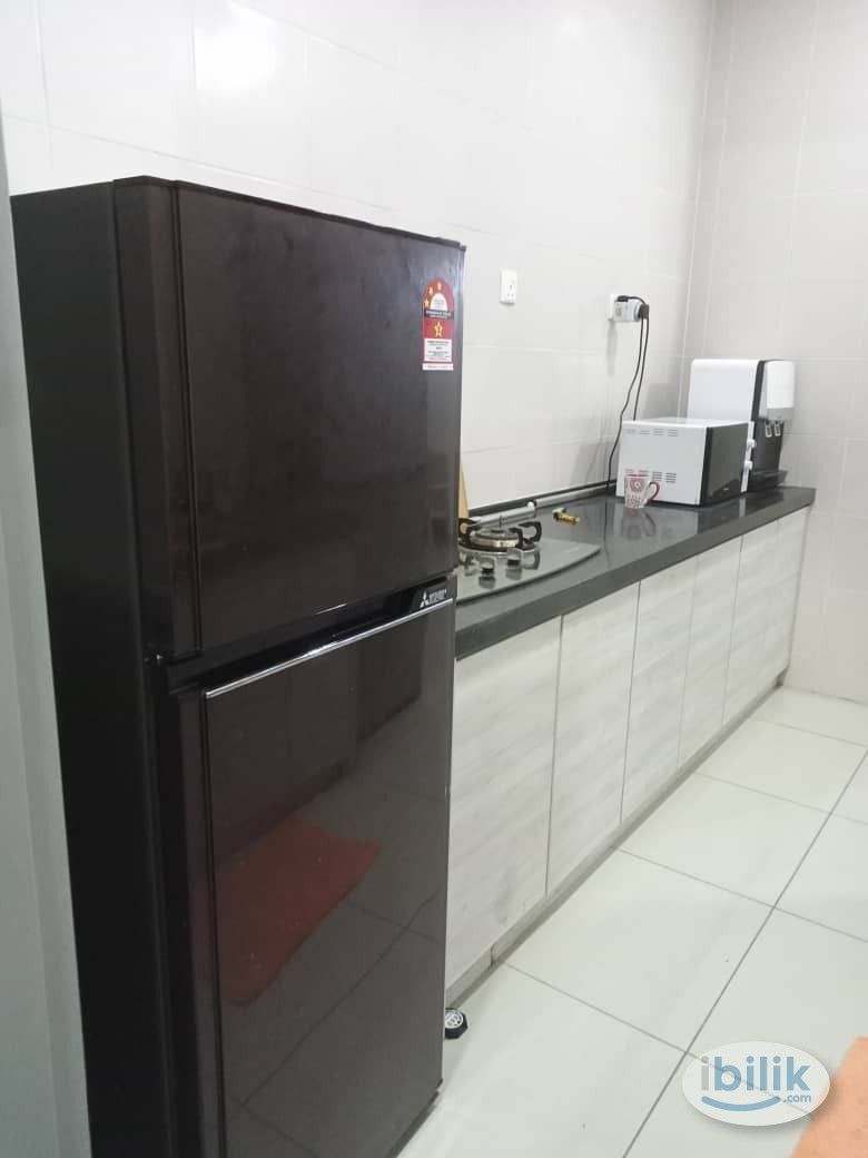 Middle Room at Rafflesia Sentul Condominium, Beside LRT Sentul Timur - Image 4