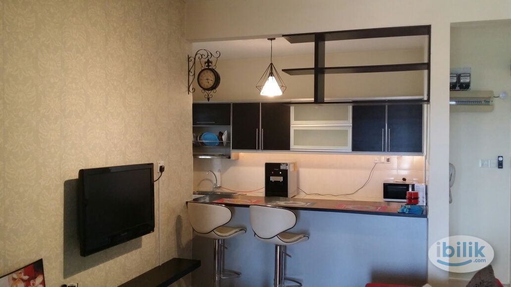 Single Room at SuriaMas, Bandar Sunway - Image 1